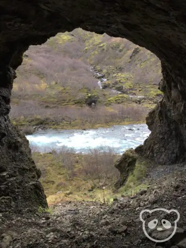 glymur_cave