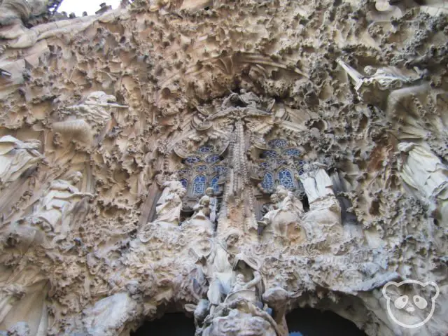 lasagradafamilia_nativityfacade_detail