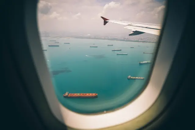 plane_window_wanderlust