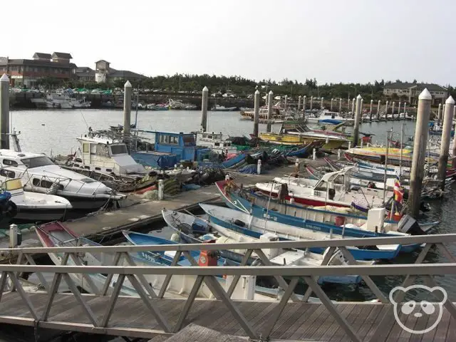 Boats docked at Fisherman's Wharf