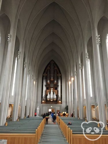 reykjavik-iceland-hallsgrimskirkja-interior